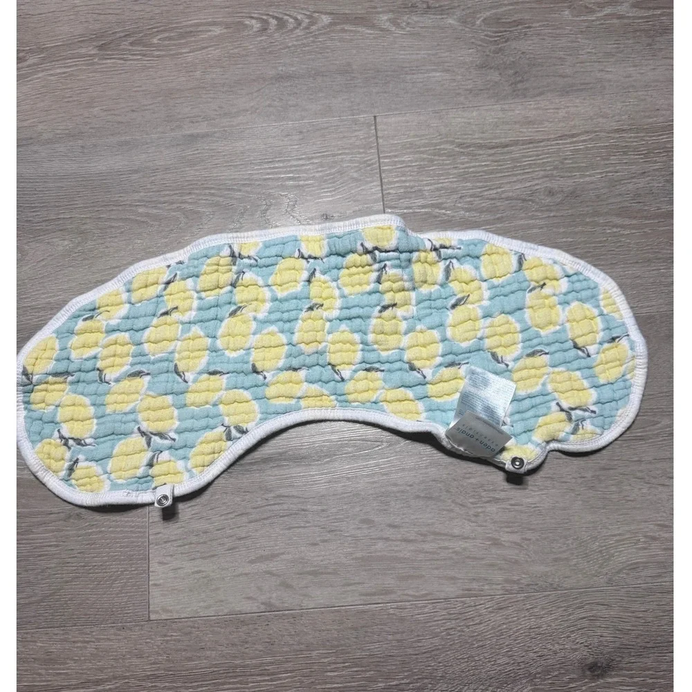 Aden + Anais Essentials Cotton Muslin Burpy Bib Reversible Fruit Lemon Veggies